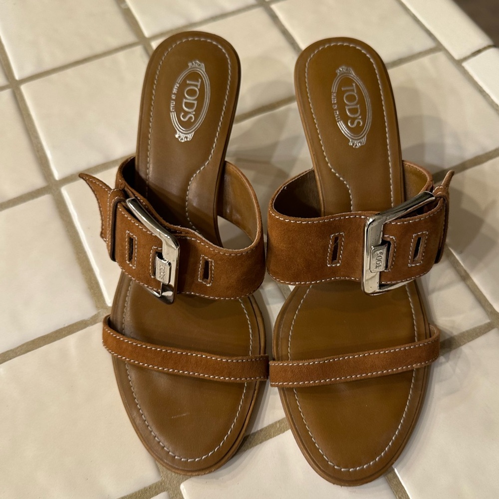 Tod’s heels